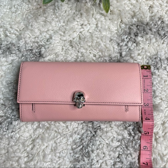 Alexander McQueen Skull Wallet Crossbody Bag on Silver Chain Leather Pink - Picture 4 of 17